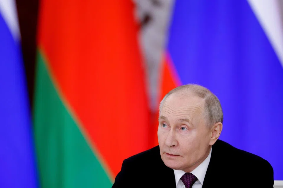 Presiden Russia, Encik Vladimir Putin berkata pada dasarnya Moscow menyokong cadangan gencatan senjata oleh Amerika Syarikat tetapi ia perlu terlebih dahulu meneliti butiran perjanjian.