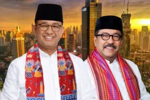 Laluan Encik Anies Baswedan (kiri) untuk bertanding dalam Pilihan Raya Gabenor Jakarta tidak kesampaian apabila Parti Demokrasi Indonesia Perjuangan (PDI-P) mencalonkan nama lain. Sebelum ini, Encik Rano Karno (kanan) dikatakan bakal menjadi pasangan calonnya.