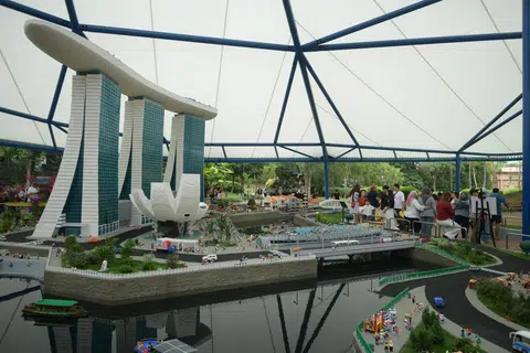 MINILAND Singapore dilancarkan pada 1 Ogos di Legoland Malaysia.