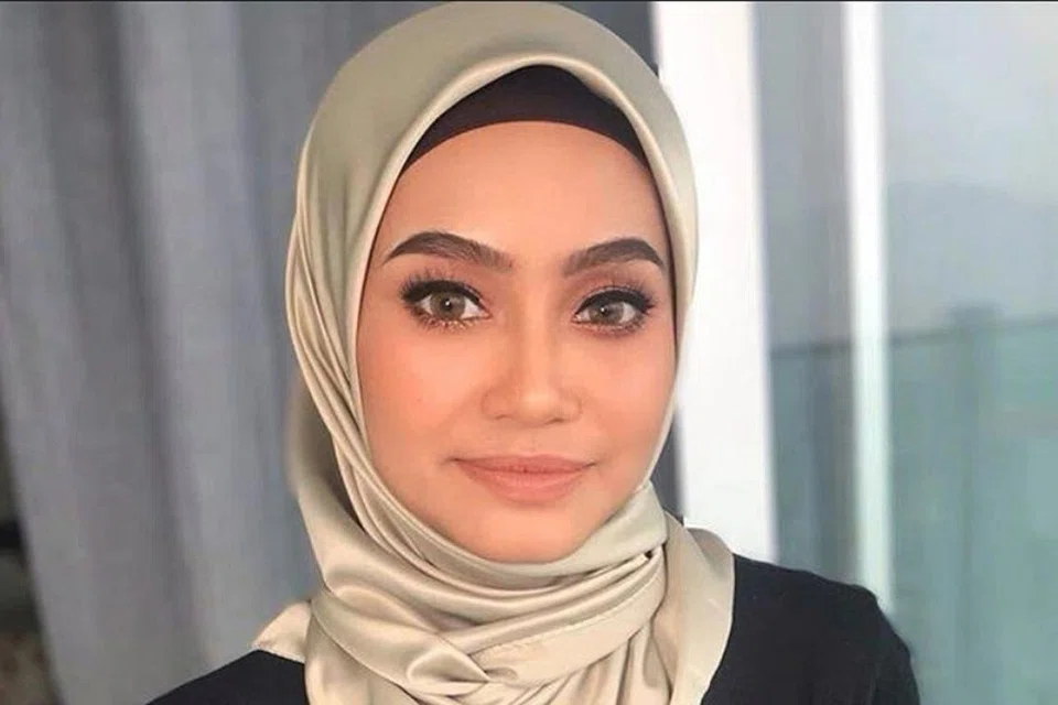 INTAN LIANA SALEH: Isteri pertama pemuzik Ude ini bersyukur kerana ada pihak yang sudi menawarkan beliau pekerjaan. - Foto INSTAGRAM INTAN LIANA