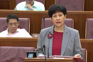 Menteri di Pejabat Perdana Menteri, Cik Indranee Rajah, berkata pemerintah sedang mengkaji semula perundangan dan insentif yang berkaitan untuk penyediaan kemudahan laktasi dan menggalak budaya kerja sokongan yang inklusif untuk ibu menyusu.