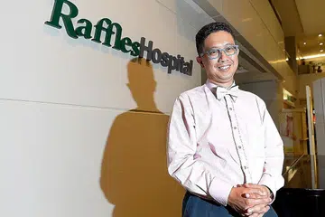 Konsultan Pusat Jantung Hospital Raffles yang juga Pengarah Klinikal Pusat Perubatan Raffles, Profesor Madya Abdul Razakjr Omar
