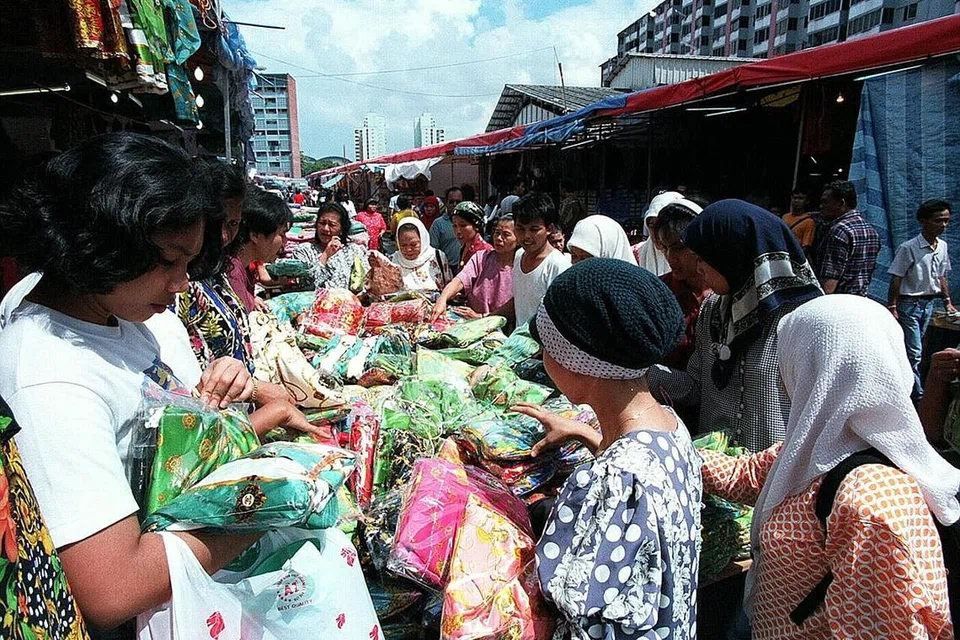 Foto ini diterbitkan di Berita Harian pada Januari 1998. - Foto fail