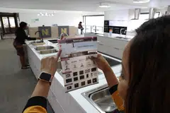 TEROKA AFRIKA: Syarikat peralatan dapur milik Singapura, Newmatic, mempunyai bilik pameran di Nairobi, Kenya. Syarikat itu berada di Kenya sejak 2015, dan dengan bantuan Enterprise Singapore, ia telah berkembang ke Uganda dan Tanzania.