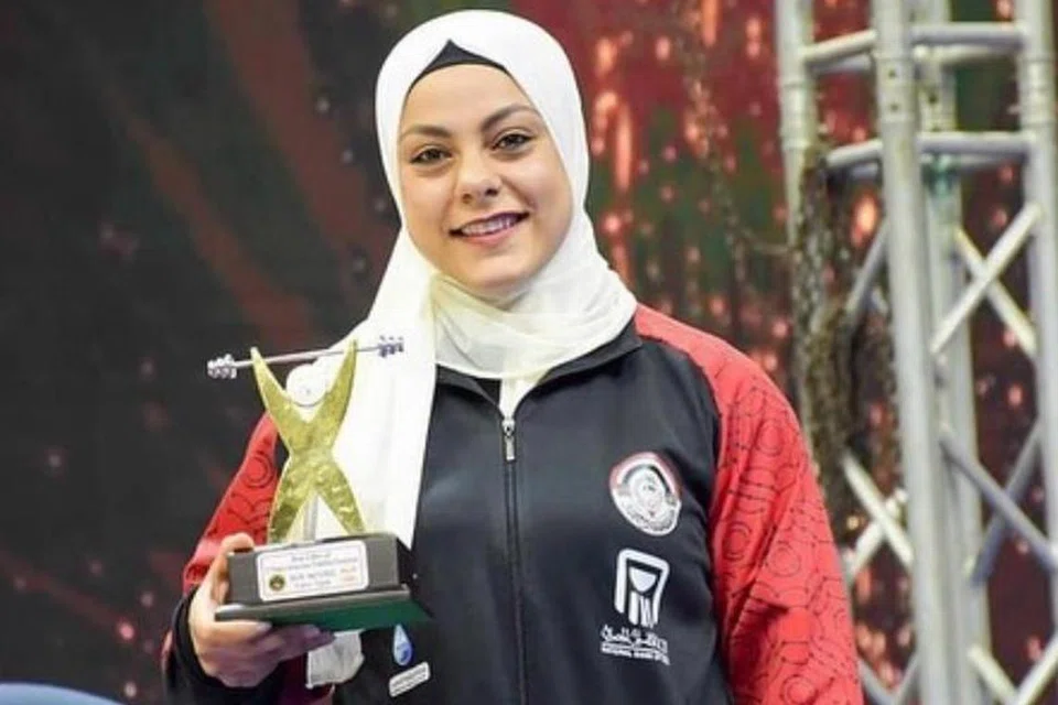 Sara Ahmed, pengangkat berat dari Mesir yang mencipta sejarah sebagai wanita Arab pertama memenangi pingat Olimpik dalam angkat berat di Olimpik Rio 2016. 
