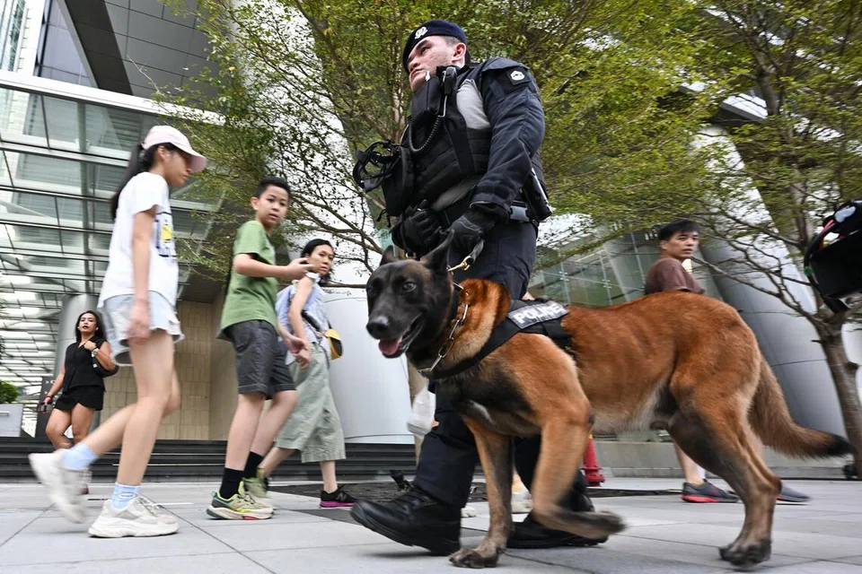 Beberapa jalan di Orchard Road akan ditutup dengan polis memperketat langkah keselamatan pada 24 Disember di kawasan itu.