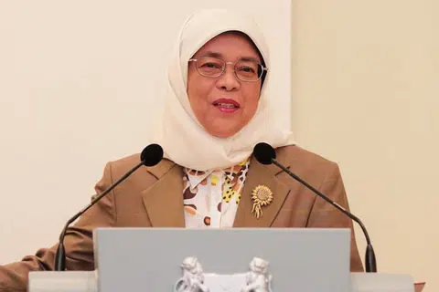 MUSLIM BERPENGARUH: Presiden Halimah Yacob telah dinobatkan sebagai antara Muslim 50 teratas yang paling berpengaruh di dunia. Beliau merupakan wanita yang satu-satunya dinobatkan dalam senarai 50 teratas. -Foto BH oleh KELVIN CHNG. 