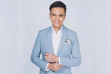 PERJALANAN 14 TAHUN: Fauzie Laily akan menyanyikan beberapa lagu barunya dalam acara percuma '14 by Fauzie Laily' dalam Pesta Raya anjuran Esplanade pada 22 Julai ini. Beberapa penyanyi setempat akan turut menyanyi bersamanya dalam acara itu. - Foto KULIT ON THE GO