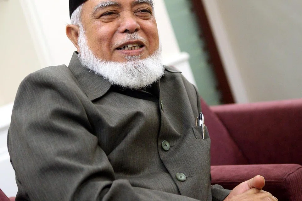Mantan Mufti, Allahyarham Ustaz Syed Isa Semait, telah memberikan sumbangan dengan cara yang penting kepada pembangunan Singapura, kata Presiden Tharman Shanmugaratnam. Allahyarham meninggal dunia pada 7 Julai di usia 87 tahun.
