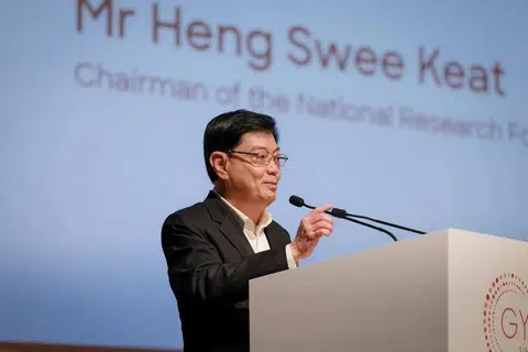 Sebagai canselor, mantan Timbalan Perdana Menteri (DPM), Encik Heng Swee Keat, akan berkhidmat sebagai pemegang jawatan istiadat tertinggi dan duta buat Institut Teknologi Singapura (SIT).