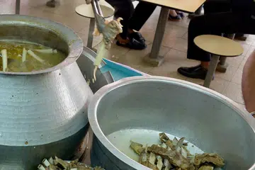 Cerita dari Kelab Sup Kambing