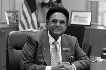 TUN DR S SAMY VELLU: Meninggal dunia ketika dalam tidur sekitar 7 pagi semalam di kediamannya di Jalan Ipoh. - Foto FACEBOOK WEE KA SIONG