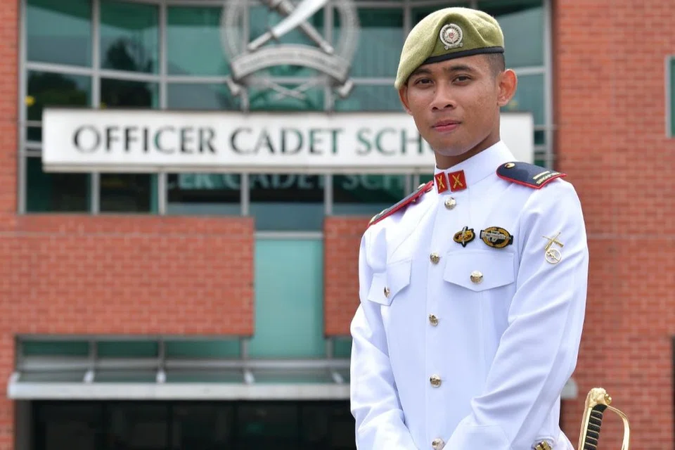 KEKAL TEKAD: Leftenan Kanan (2LT) Muhammad Shafiq Haikal Mohd Karimin kini menamatkan Kursus Pegawai Kadet (OCC) selepas menjalaninya sekali lagi.