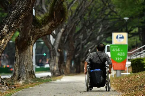 Orang kurang upaya boleh menggunakan dana itu untuk mendaftar dalam program latihan dan pendidikan berterusan.