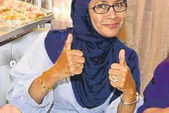 PERNAH SIAPKAN PIRING UNTUK 42 JENIS KUIH: Pengurus Pembangunan Perniagaan Jamil Catering & Trading Services LLP, Cik Rohaniah Mohamed, pernah perlu menyiapkan piring untuk 42 jenis pencuci mulut untuk satu majlis dengan 80 peratus kuihnya manisan dan kebanyakannya hasil sumbangan saudara-mara tuan rumah.