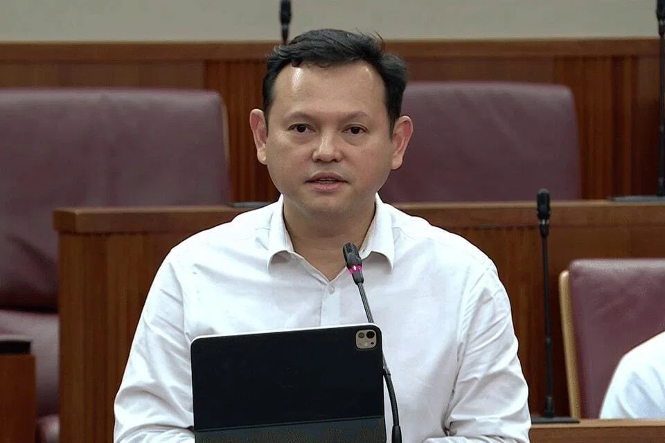 Menteri Negara Kanan (Pertahanan merangkap Kemampanan dan Sekitaran), Encik Zaqy Mohamad, menekankan strategi penyesuaian Singapura adalah diselaraskan, bercita-cita tinggi, dan disokong oleh pemikiran jangka panjang merentas generasi pemimpin.