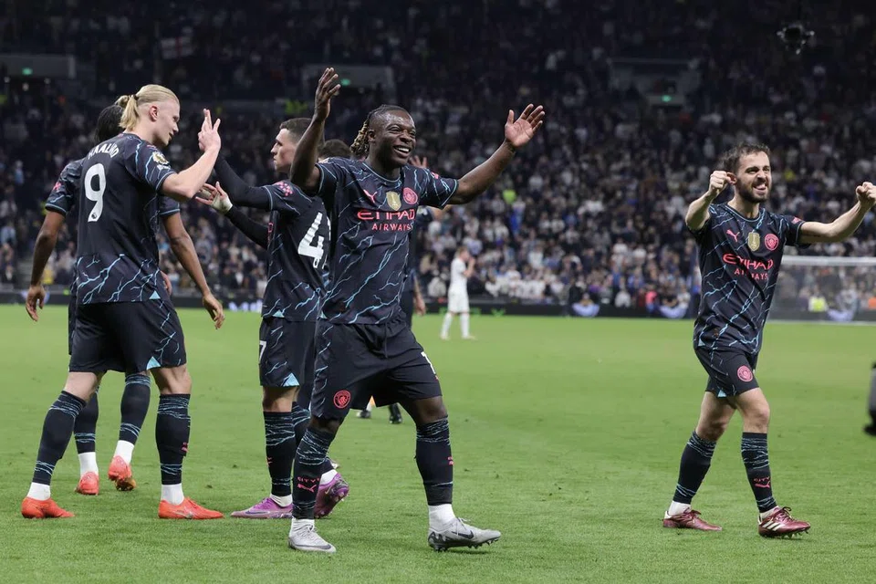 Manchester City meraikan kemenangan mereka selepas berjaya menentang Tottenham Hotspur 2-0 semasa perlawanan bola sepak Liga Perdana England (EPL).