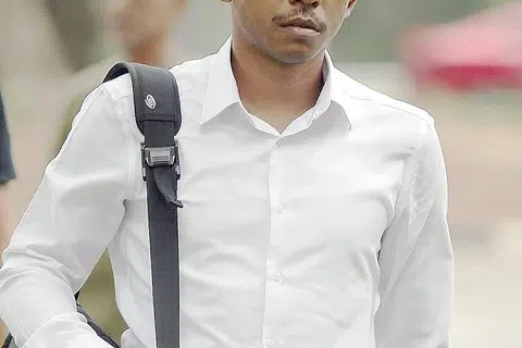DIPENJARA: Pegawai Waran Pertama Mohamed Farid Mohd Saleh telah dijatuhkan hukuman penjara 13 bulan semalam atas penglibatannya dalam kes 'ragging' yang menyebabkan kematian Koperal Kok Yuen Chin. - Foto BH oleh WONG KWAI CHOW