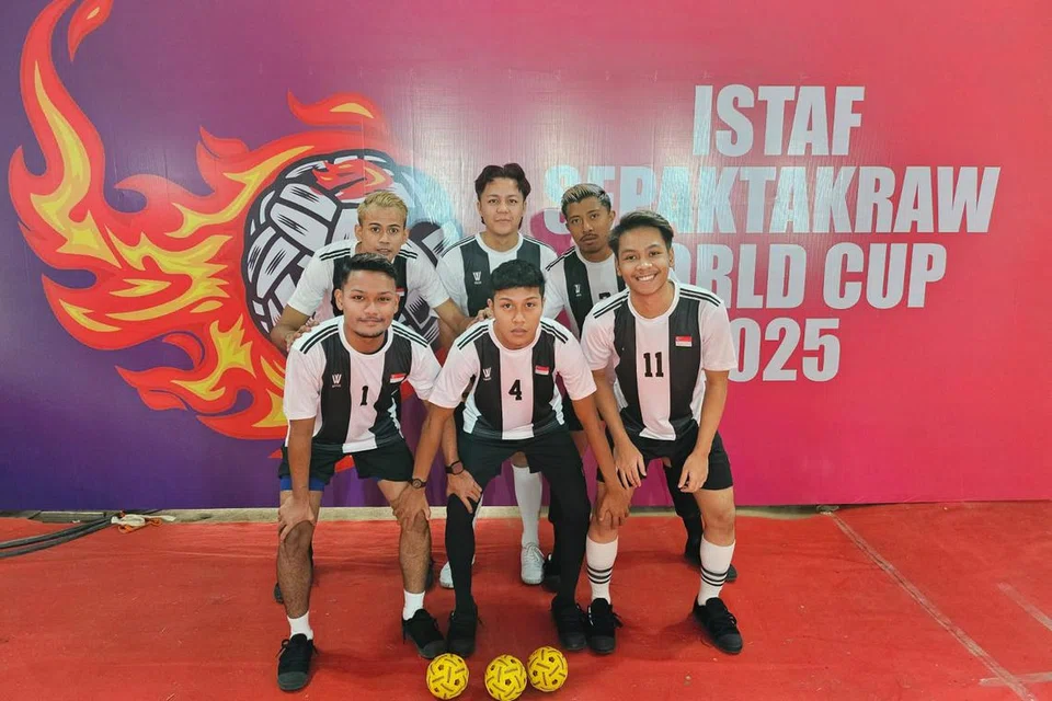 Skuad nasional Singapura - (baris belakang, dari kiri)   Zaihirrman Zaharudin,  Muhammad Danish Irfan Muhamad Faizal, Muhammad Khairilshamy Shamsudin, (baris depan, dari kiri) Abdul Hammirruddin Noor, Akmal Musyarraf Rostam dan Youri Adli Fathullah Ahmadi. Mereka dalam Kumpulan A bersama Thailand dan Sri Lanka dalam kategori kuadran.