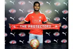 AZAM BANTU HOME MENANG PIALA: Hariss Harun kini berpeluang beraksi dalam final Piala Zon Asean Piala AFC pada Ogos. - Foto fail