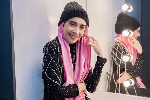 YUNA: Identiti kemelayuan dibawa ke mana-mana sebagai pengenalan bagi peminat antarabangsanya. - Foto BH oleh NUR DIYANA TAHA