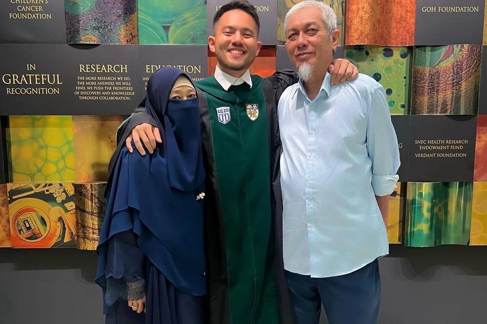 Abu Bakar Othman, Othman Mohamed Ali, Cik Suriati Salim  