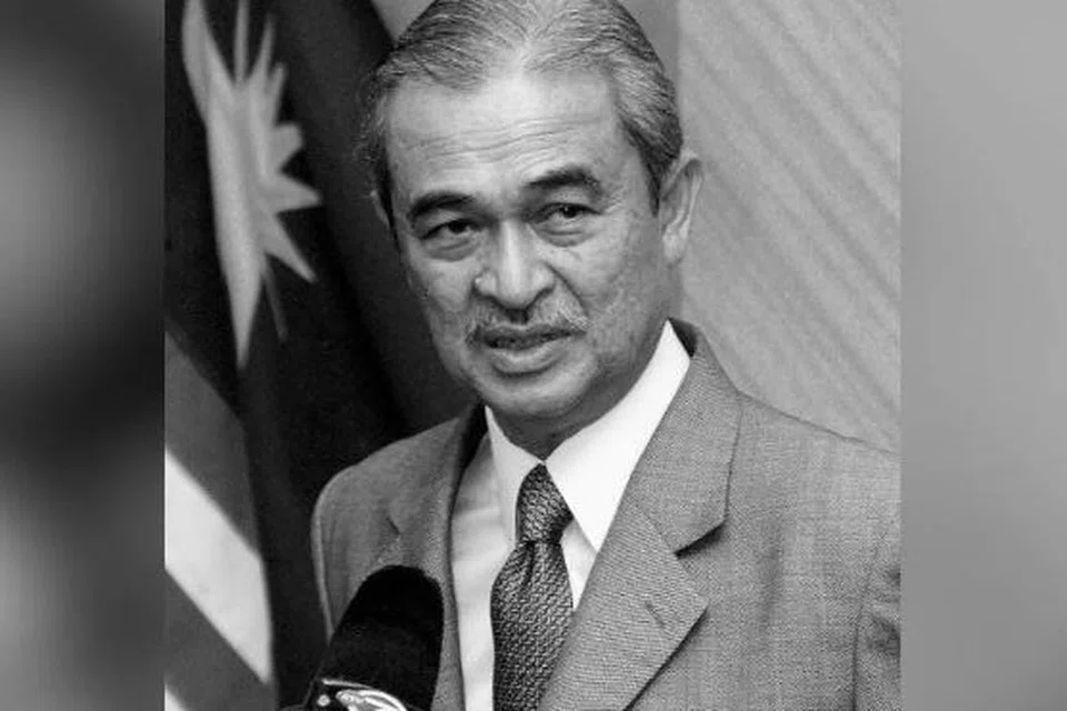 Mantan Perdana Menteri Malaysia kelima, Allahyarham Tun Abdullah Ahmad Badawi, meninggal dunia pada usia 85 tahun pada 14 April.