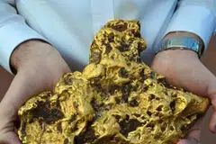 Malaysia dilaporkan menyimpan bahan logam termasuk emas dan bauksit bernilai kira-kira RM1.03 trilion.