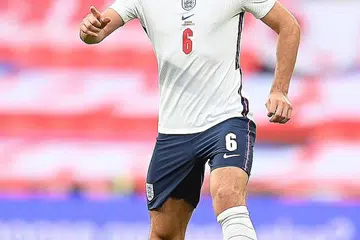 DIBELENGGU MASALAH: Pemain England dan Manchester United Harry Maguire dipercayai menghadapi tekanan akibat masalah undang-undang dan kelakonan yang mengecewakan di padang. - Foto EPA-EFE