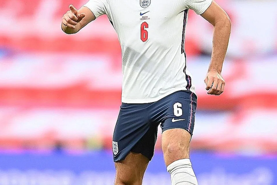 DIBELENGGU MASALAH: Pemain England dan Manchester United Harry Maguire dipercayai menghadapi tekanan akibat masalah undang-undang dan kelakonan yang mengecewakan di padang. - Foto EPA-EFE