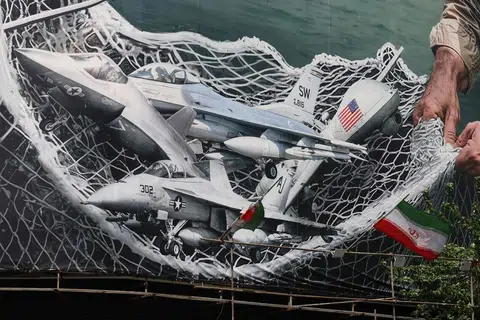 selat hormuz
