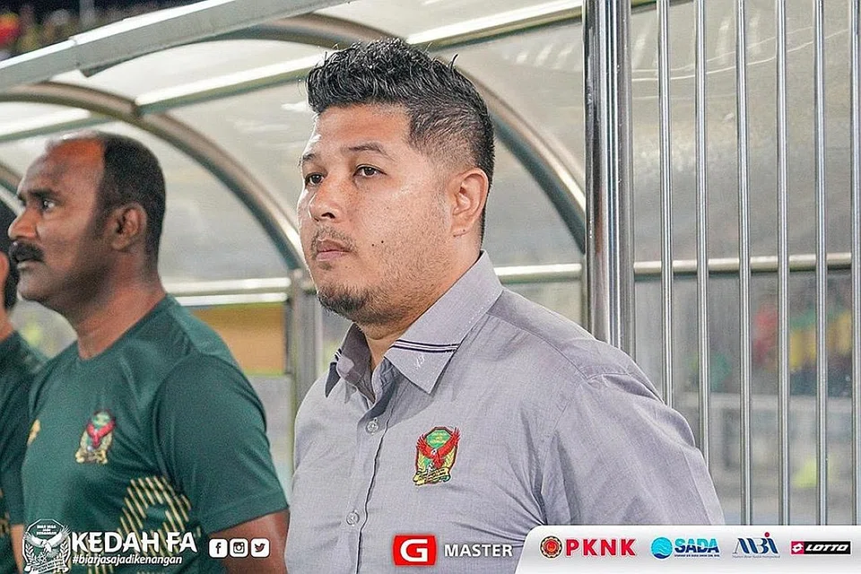 BAKAL BERAKSI: Shakir, Hariss dan Aidil (atas) adalah tiga anak watan Singapura yang bakal beraksi dalam perlawanan akhir Piala Malaysia antara Kedah FA dengan Johor Darul Ta'zim esok di Stadium Bukit Jalil. - Foto FA KEDAH, JOHOR SOUTHERN TIGERS/FACEBOOK