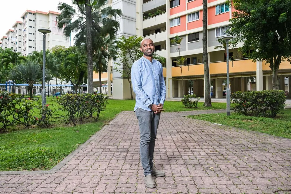 Pakar ortopedik, Dr Hamid Razak, merupakan antara lima calon Parti Tindakan Rakyat (PAP) dan antara muka baru yang bakal bertanding bagi GRC West Coast-Jurong West dalam Pilihan Raya Umum 2025.