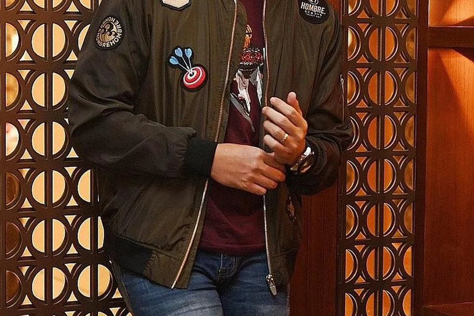 HISYAM: Sangkaan dirinya bahawa Allahyarham Ashraf, yang ketika itu sudah membina reputasi di Indonesia, berlagak sombong meleset sama sekali sebaik bertemu. - Foto fail