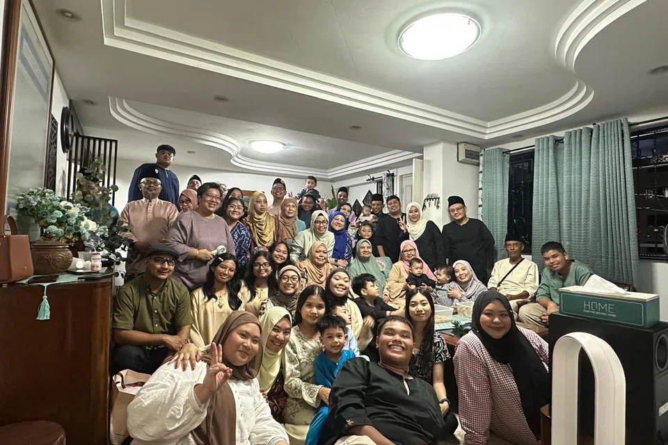 Keluarga besar Cik Nadhirah Alim bersatu hati buat video TikTok sekadar untuk berhibur dan dijadikan kenangan. 