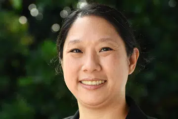 Dr Jacqueline Lee Tille, NIE, pelajar perempuan, kesejahteraan