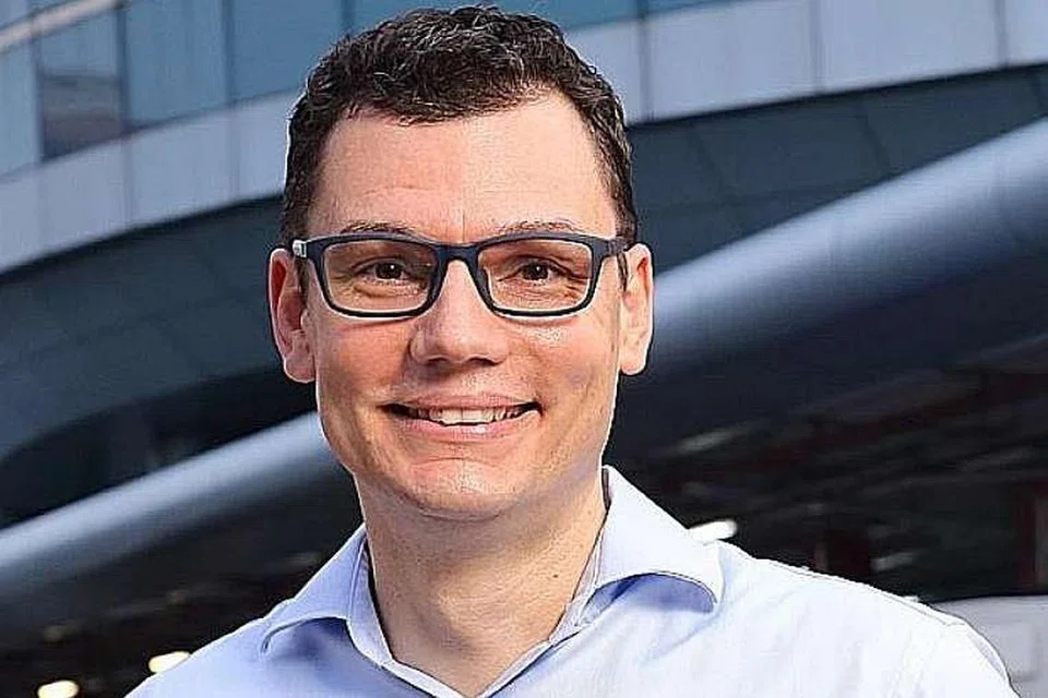 Dr Hower akan meninggalkan SingPost pada Ogos untuk meneruskan peluang kerjaya baru di luar negara. 