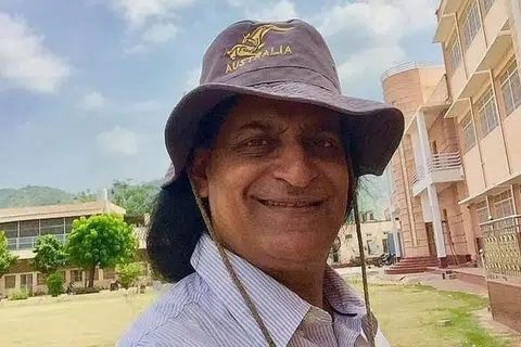 Encik Joey Mendoza