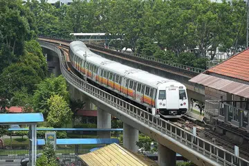 BERI LALUAN PENYENGGARAAN: Masa operasi kereta api di EWL dan NSL akan berubah pada Ogos dan September.