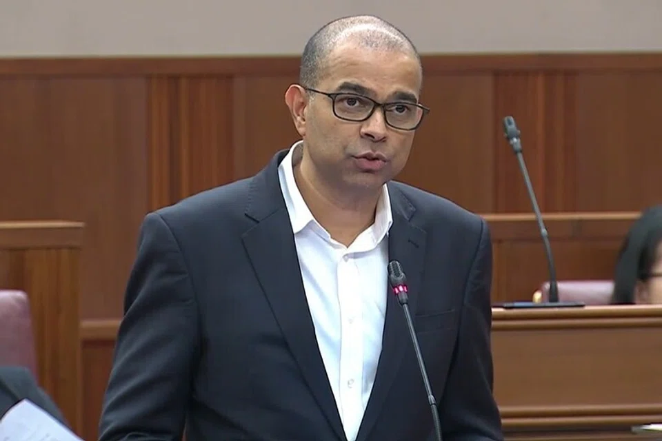 Menteri Kanan Negara (Pendidikan), Dr Janil Puthucheary di sidang Parlimen pada 6 November.