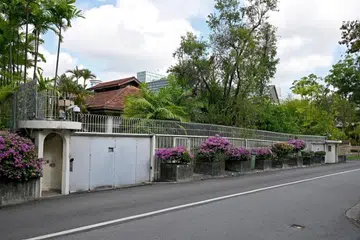 Persoalan mengenai nasib rumah itu timbul semula selepas kematian anak perempuan mendiang Encik Lee Kuan Yew, Dr Lee Wei Ling, pada 9 Oktober.