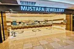 CAWANGAN BARU: Gedung serbaneka Mustafa Centre yang terkenal dengan operasi 24 jam di Little India telah membuka sebuah cawangan baru yang menawarkan produk barangan kemas di Dataran Pahlawan Megamall di Melaka, Malaysia.