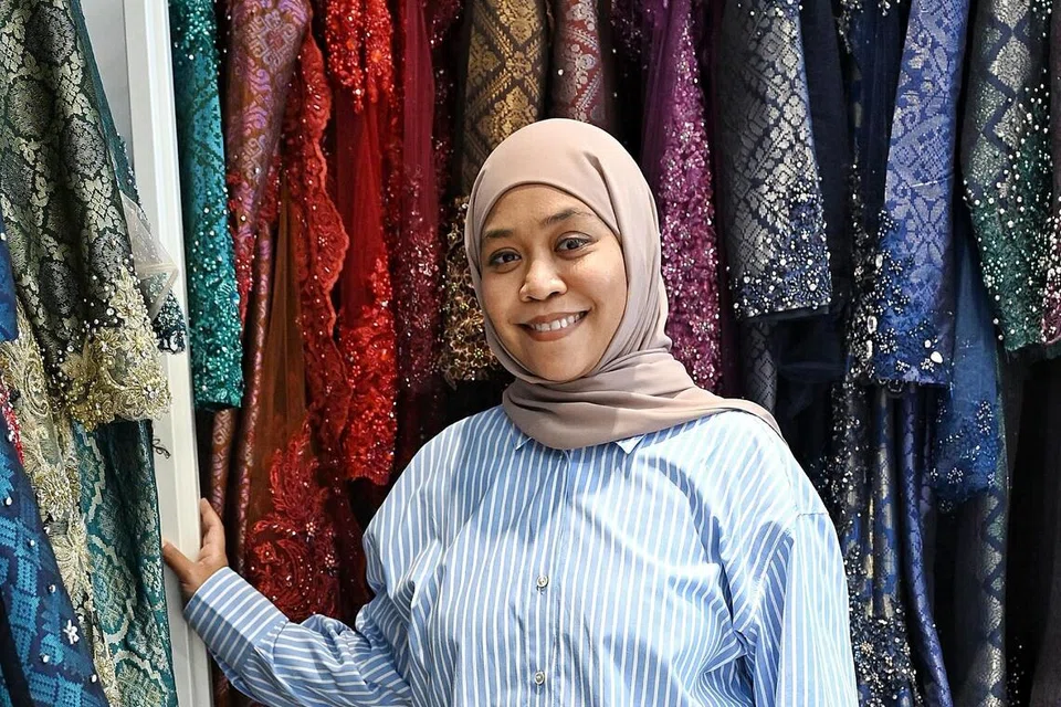 Cik Khadijah memulakan The Wedding Brocade dari rumahnya pada 2012 dengan hanya dua rak baju, 20 persalinan daripada Fatima Mohsin dan 10 persalinan dari jenamanya sendiri. Kini, beliau jaya mengembangkan perniagaan itu sehingga mempunyai pasukan kira-kira lapan jurusolek.
