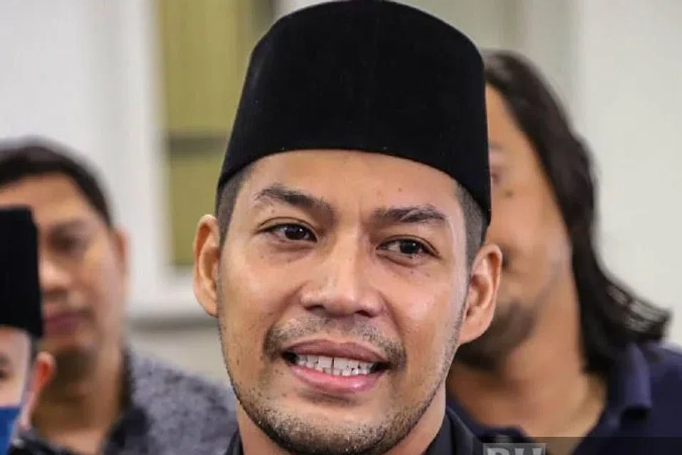 kamal adli, uqasha senrose, cerai