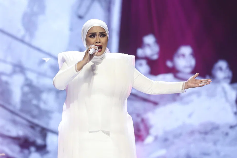 PERJALANAN SENI 27 TAHUN: Liza Hanim teruja menghadiahkan peminatnya dengan konsert sulung di Zepp Kuala Lumpur pada 4 Februari.