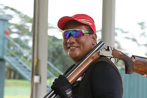 KERJAYA CEMERLANG: Lima pingat emas dan dua gangsa di empat edisi Sukan SEA menjadi bukti dedikasi Zain sepanjang mewakili negara dalam sukan ini. - Foto ihsan MOHD ZAIN AMAT