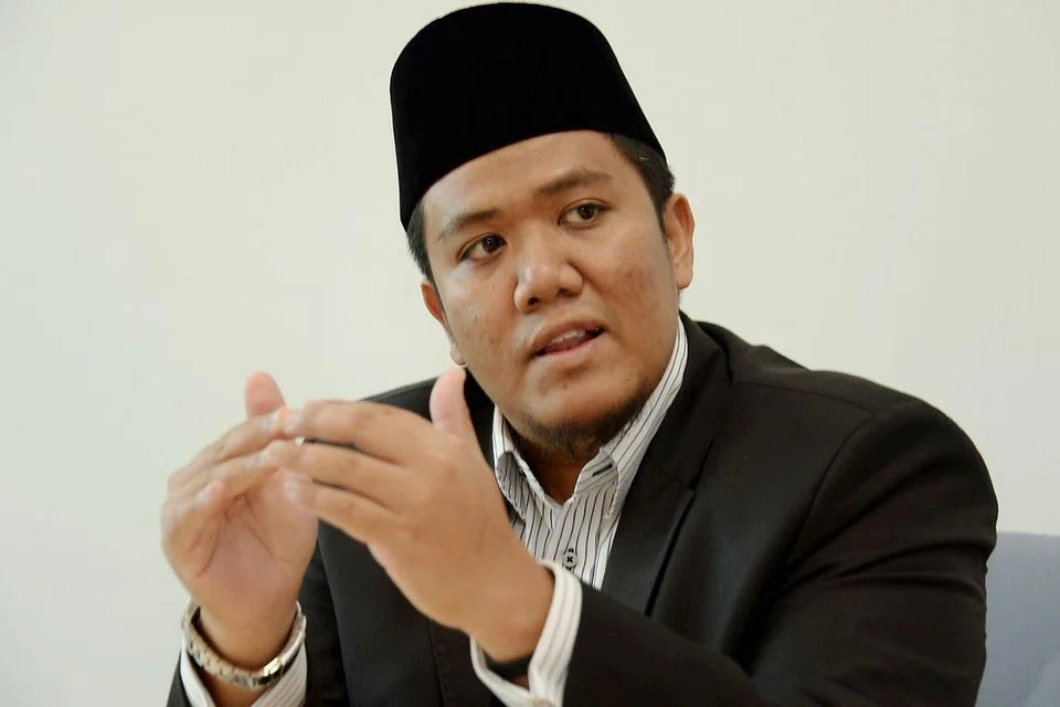 USTAZ IRWAN HADI