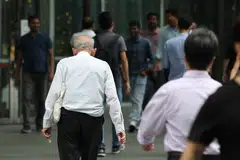 Syarikat kecil dan sederhana (SME) juga perlu disokong dari sudut mengurus kos kesihatan dan insurans tenaga kerja yang semakin menua, saran Persekutuan Perniagaan Singapura (SBF) dan syarikat perakaunan PricewaterhouseCoopers (PwC) Singapore.