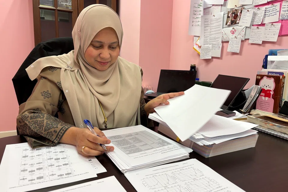 PhD, Cambridge, pensyarah perubatan, Dr Hanis Hidayu Kasim  