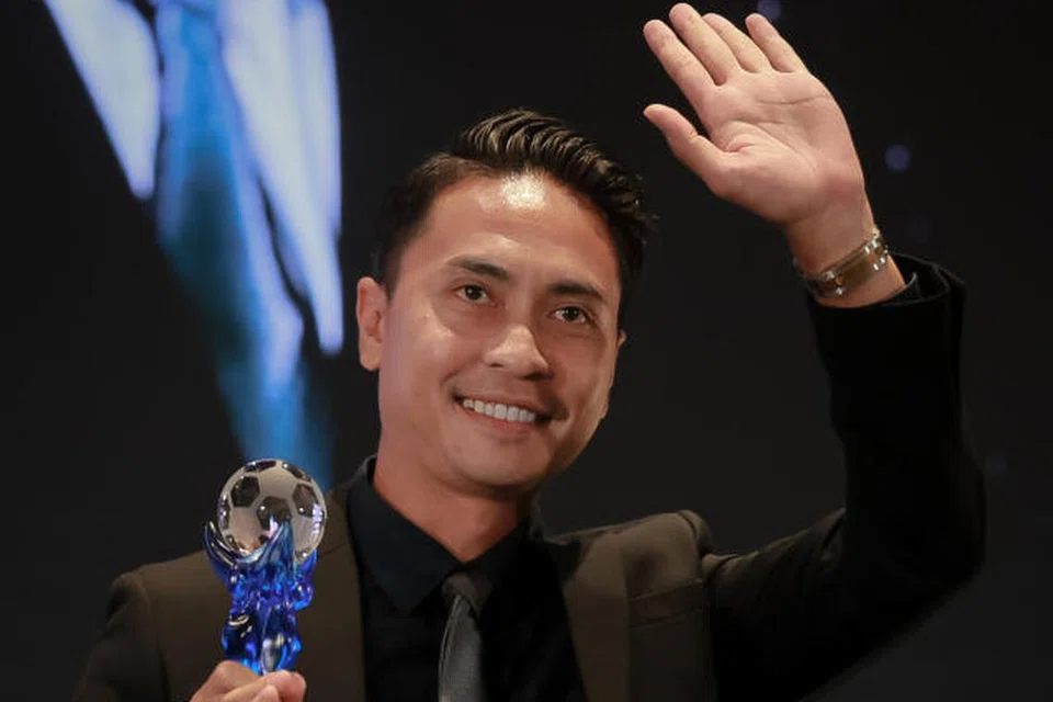 DIHARGAI: Bekas pemain midfield Singapura, Shahril Ishak, bersara daripada bola sepak pada Februari selepas membuat 138 penampilan untuk pasukan nasional. 